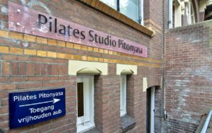 Pilates Studio Pitonyasa - entrance